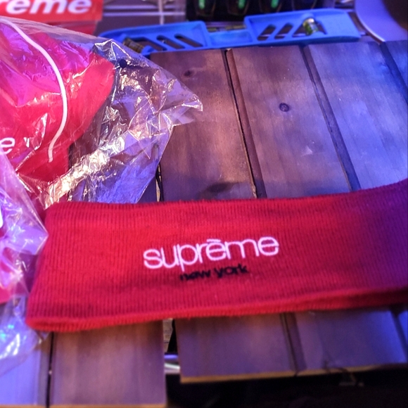 Supreme x New Era Headband – Red and White (Gently Used) - Picture 1 of 3
